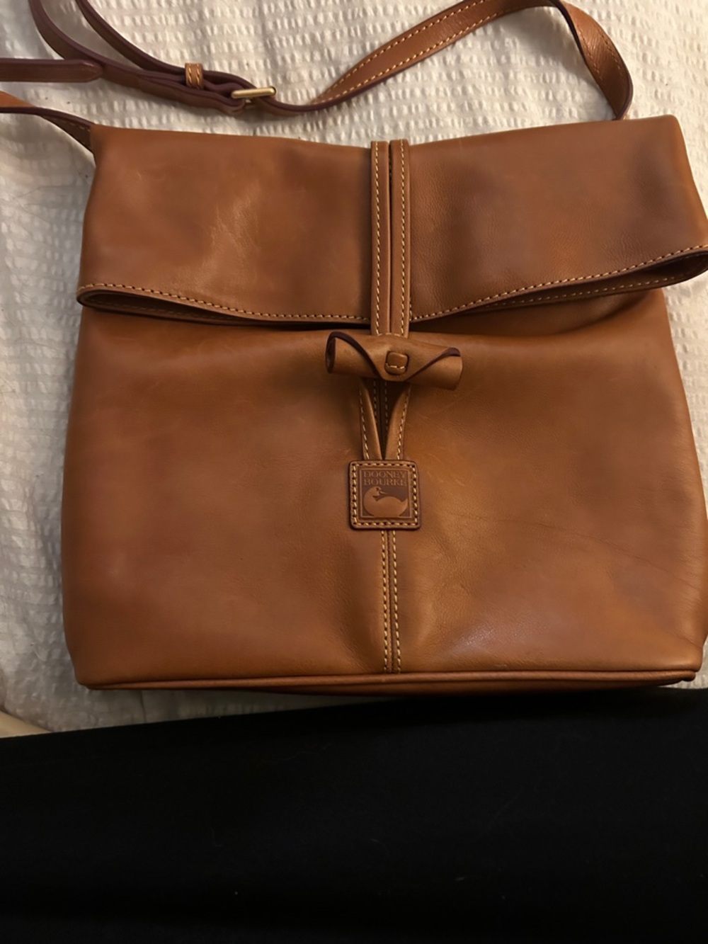 Women’s Dooney & Bourke Brown Leather Messenger Crossbody